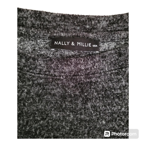 💕Nally & Millie Plus Asymmetric Tunic Sweater - Picture 3 of 4